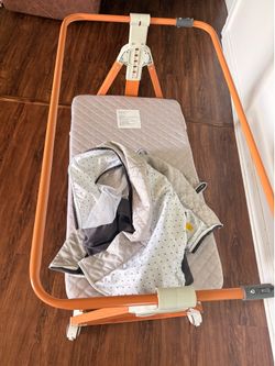 Baby bassinet with its mattress