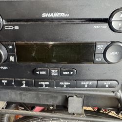 Ford Mustang stereo