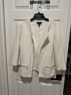 Women’s plus size Cream Sweater Jacket 1x 