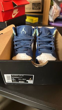 Air Jordan 1 MID