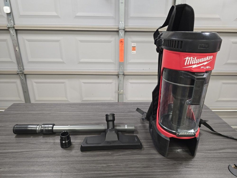 Milwaukee Fuel M18 Vacuum Back Pack 3 In 1