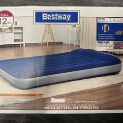 LIKE NEW! BESTWAY 12 INCH AIR MATTRESS W/ BUILT IN PUMP, FULL