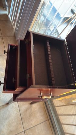 Cutlery chest