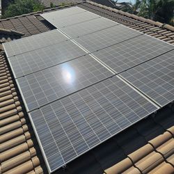 Solar Panels Cleaning 