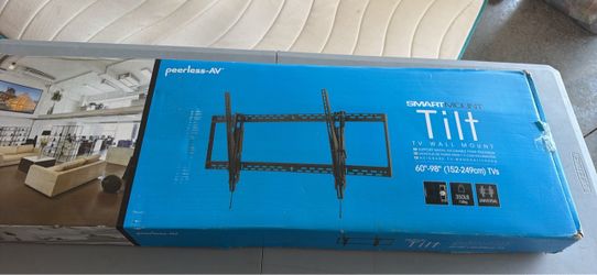 Peerless-AV SmartMount Tilt TV Wall Mount
