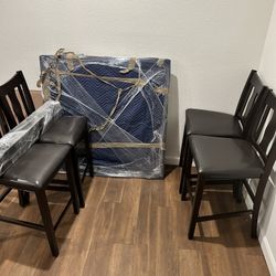 Dinning Table With 4 Chairs
