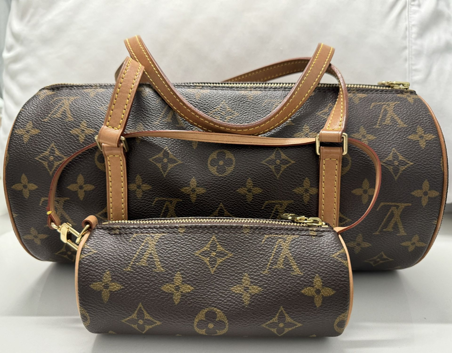 LV papillon Monogram 30 with pouch