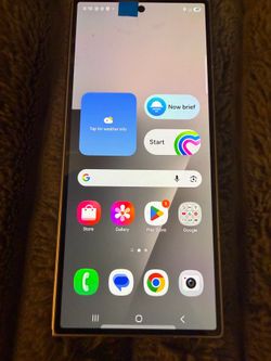Unlocked z fold 7 zfold 256gb in silver trade s25 ultra and cash or s26 ultra