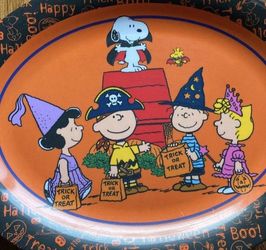 Halloween Plates Set/4 $10