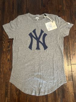 women’s Small NYY Shirt