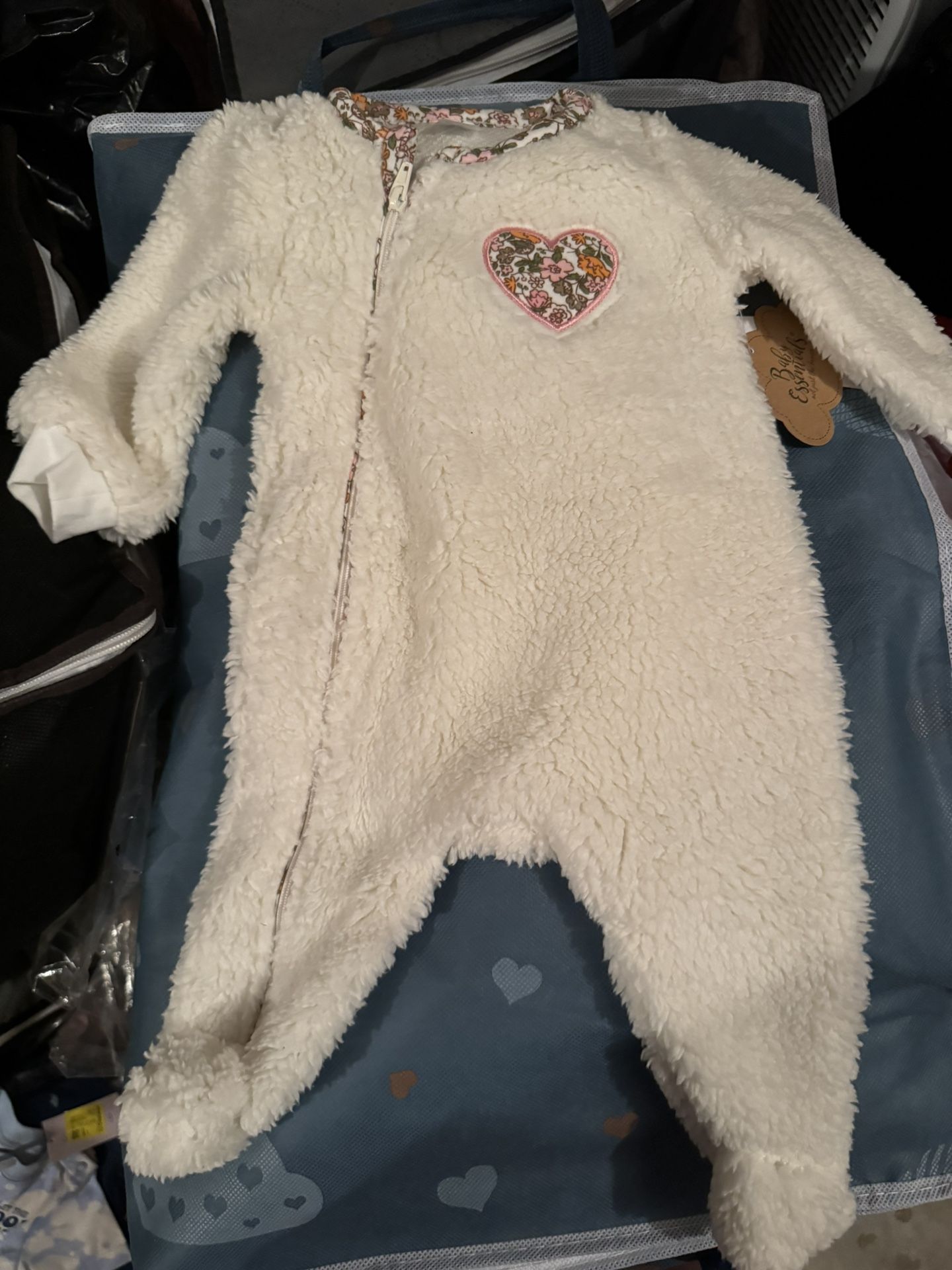 Nwt Baby Girl Fleece Bodysuit Onesie Baby Essentials 3 Months