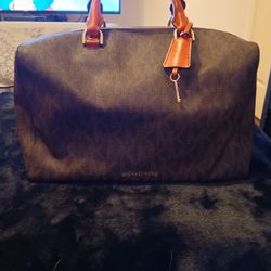 Michael Kors Kirby Handbag 