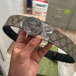 98 Cm GUCCI REVERSIBLE BELT WITH INTERLOCKING G BUCKLE