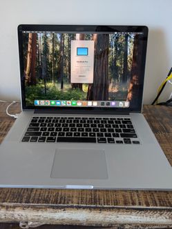 MacBook Pro 15" 16Gb i7 Sequoia 15.7