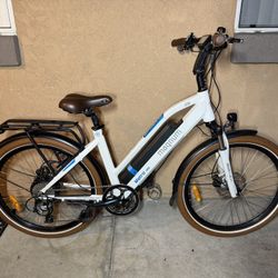 Electric Bike Step Through Magnum Metro X Commuter (CASH ONLY) -> BEST OFFER TAKES IT!!! -READ👇