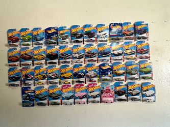 43 Hot Wheels In Package