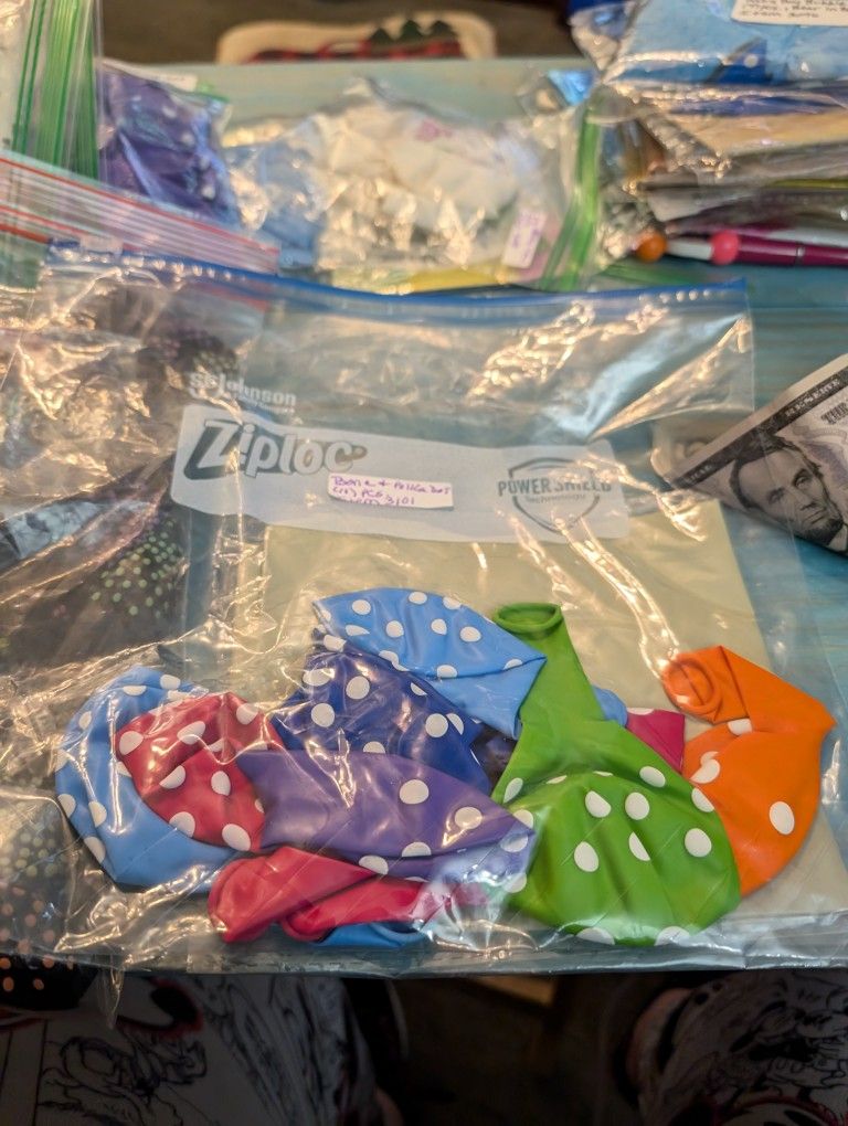 BANNER/BALLOON'S NON SMOKING HOME 