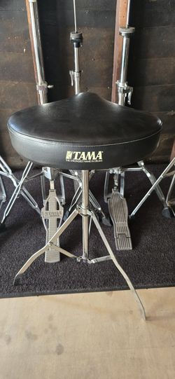 Tama Throne Seat Chair