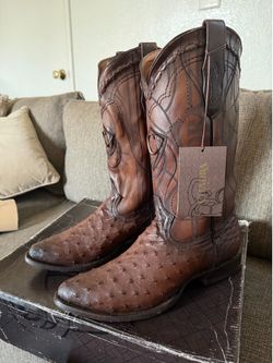 Botas cuadra originales size 12 usadas 1 sola vez por maximo 5 horas