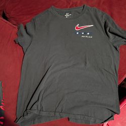 3 Nike shirts size large mens $20 each or $50 for 3