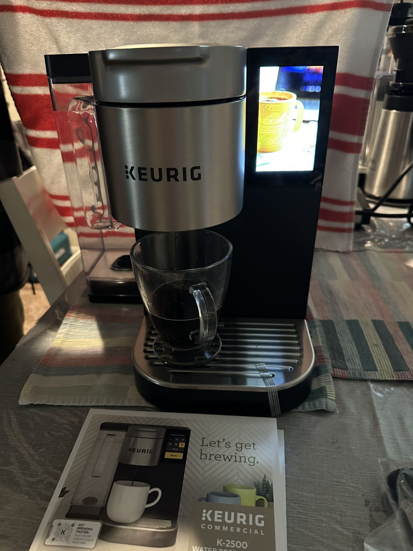 Keurig K-2500TM. 5 Cups Automatic Coffee maker