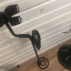 Metal Detector Works Great Got New One So Don’t Want This One Anymore 