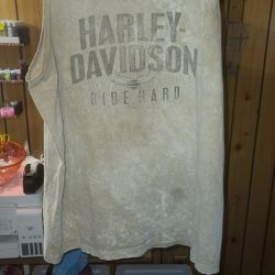 Harley Davidson Extra Large Tan Shirt