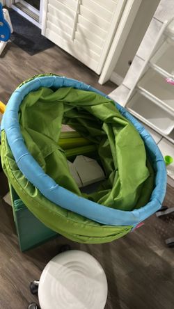 IKEA kid play tunnel