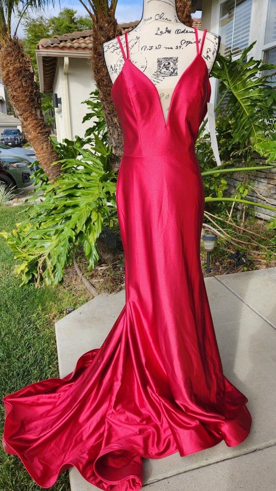 New Red Mermaid Gown