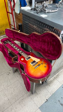 2001 Gibson Les Paul Standard Cherry Sunburst Electric Guita
