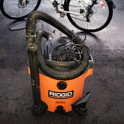 12 Gal Rigid Wet/ Dry Vac