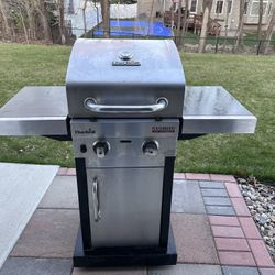 CharBroil  2 burner Grill w Cover & an Almost Full Propane Tank