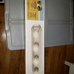 Hampton Bay - Vanity Lights / Bath Bar