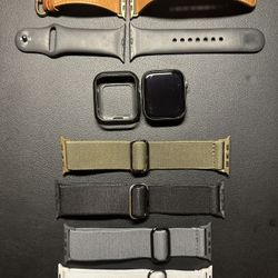 Apple Watch Series 4, (44mm) With Charger/Extra Bands/Bumper Case