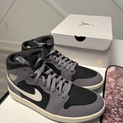 BRAND NEW: CEMENT GREY/SAIL-ANTHRACITE JORDAN 1S