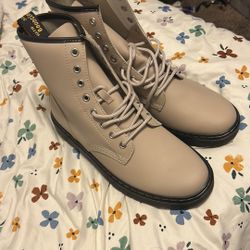 New Dr. Martens Beige Lace-Up Boots
