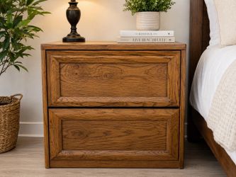 Thomasville Solid Oak Nightstand $95