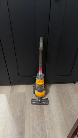 Dyson ball miniature  replica toy vacuum