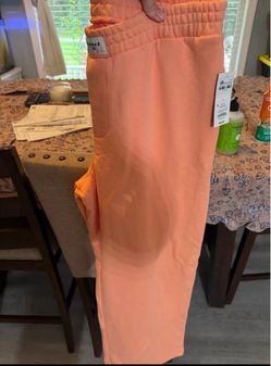 Parke Peach Sweatpants with Tags – Size L