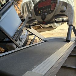 Bladez Plug N Run Treadmill