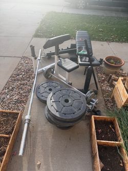 FREE Weight bench’s and weights FREE