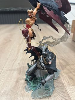 Injustice Gods Among Us Collectible Statue