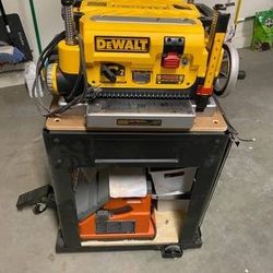 DeWalt Planer w/ Stand
