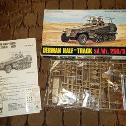 1/72 German Half Track Model Kit