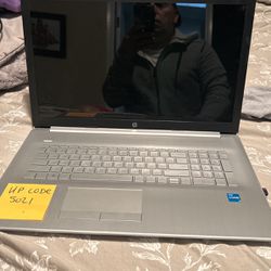 HP laptop 💻  Like New Large Screen Used A Few Times 