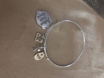 KIS beautiful Charms Bracelet silver color