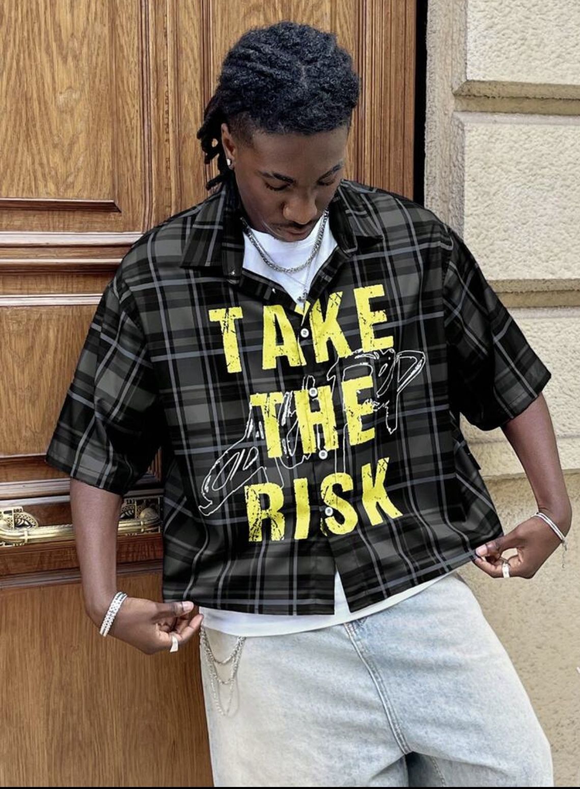 Men’s Take The Risk Graphic T Shirt Size Large Brand New