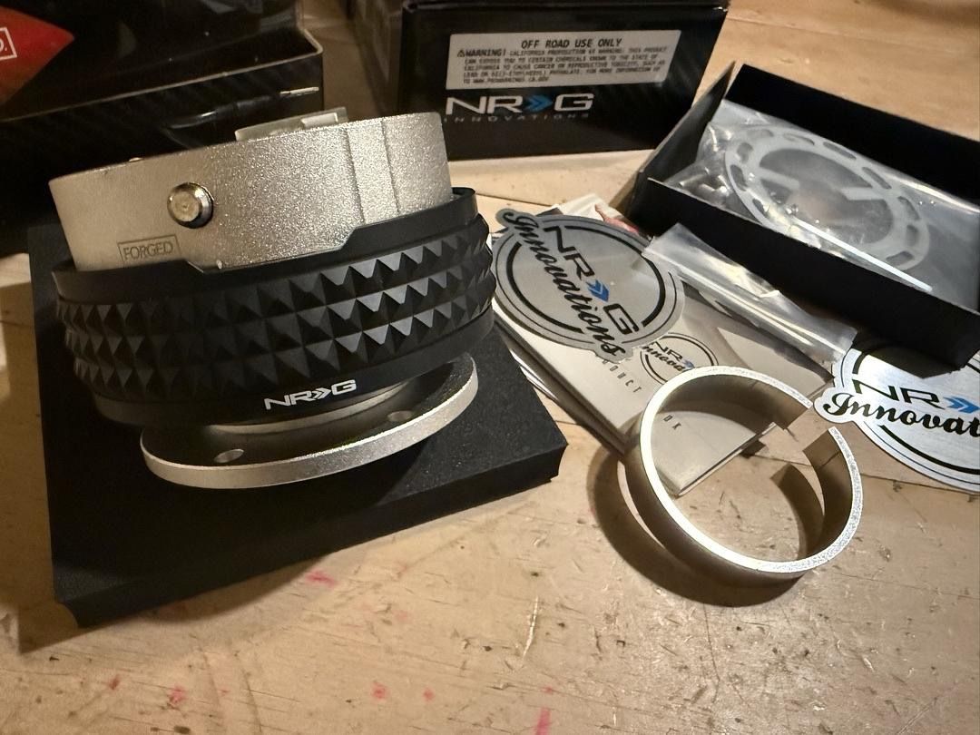 Gen 2.1 Aluminum Steering Wheel Quick Release Adapter