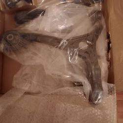 2003 Honda Accord Lower Control Arms With Bushings 