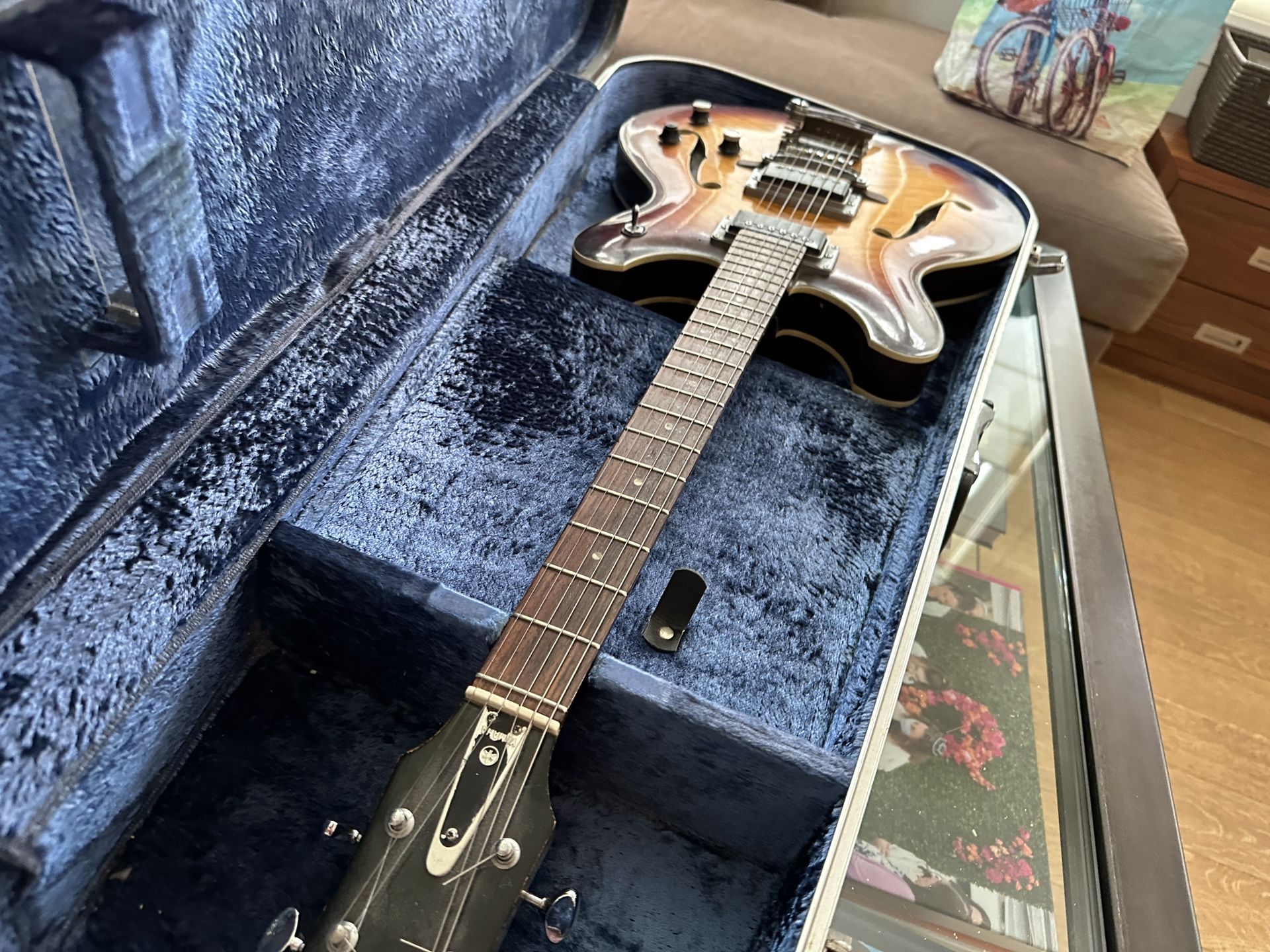 Vintage Yamaha SA-30T Hollowbody